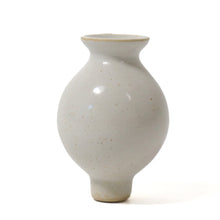 Load image into Gallery viewer, White Vase