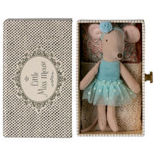 Φόρτωση εικόνας στο εργαλείο προβολής Συλλογής, Μικρή αδελφή ποντίκι μπαλαρίνα σε συρτάρι