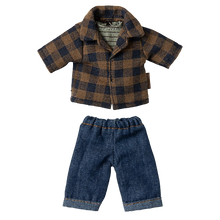 Load image into Gallery viewer, Dad mouse - Light brown