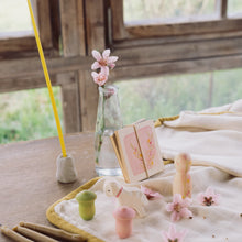 Load image into Gallery viewer, Hello Spring!