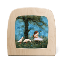 Load image into Gallery viewer, Het Wol Feetje – Magic Silhouettes