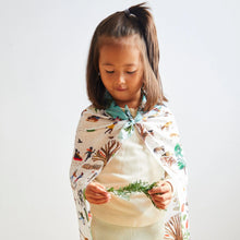 Load image into Gallery viewer, Snowy Day Seek & Find Playsilk