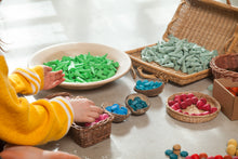 Load image into Gallery viewer, Mandala Green Cones