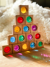 Φόρτωση εικόνας στο εργαλείο προβολής Συλλογής, Σετ 5 ξύλινων κύβων με χρωματιστά πρίσματα