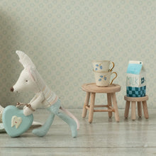Load image into Gallery viewer, Table and stool set, Mouse
