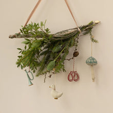 Load image into Gallery viewer, Fabric ornament, Duck - Sand
