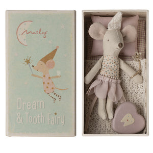 Tooth fairy, big sister mouse with Metal box