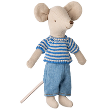 Load image into Gallery viewer, Knitted sweater and pants, Big brother mouse
