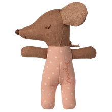 Load image into Gallery viewer, Sleepy wakey baby mouse in matchbox - Rose
