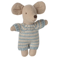 Load image into Gallery viewer, Baby mouse in carry cot - Blue
