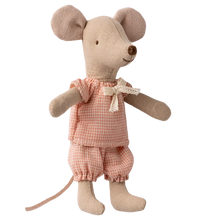 Φόρτωση εικόνας στο εργαλείο προβολής Συλλογής, Μικρή αδελφή ποντίκι σε σπιρτόκουτο
