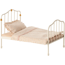 Load image into Gallery viewer, Vintage bed, Mouse - Off white
