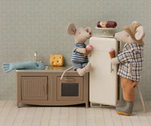 Load image into Gallery viewer, Fridge, Mouse - Off white
