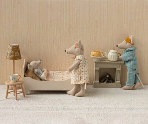 Bed, Mouse - Off white