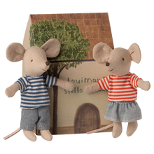 Load image into Gallery viewer, LouiMax and Stella, Little brother and sister mice
