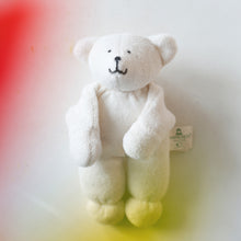 Φόρτωση εικόνας στο εργαλείο προβολής Συλλογής, Χειροποίητη κούκλα κουδουνίστρα - Λευκή αρκούδα
