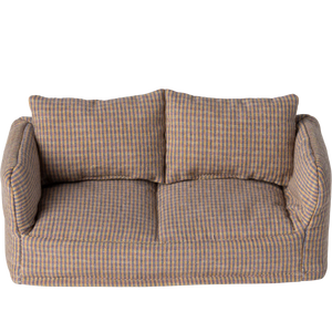 Couch, Mouse