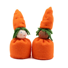 Load image into Gallery viewer, Carrot Root Children
