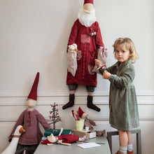Load image into Gallery viewer, Calendar pixy - Santa
