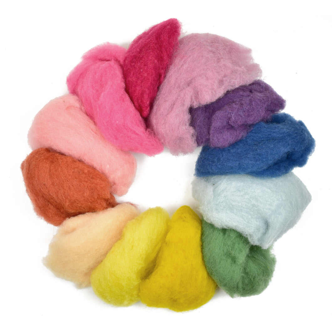 Organic plant-dyed fairytale wool