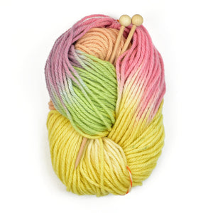 Knitting set with organic, plant-dyed wool - Pastel shades