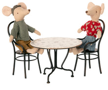 Load image into Gallery viewer, Dining table set w. 2 chairs
