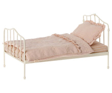 Load image into Gallery viewer, Miniature bed, Mini - Purple
