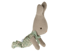 Load image into Gallery viewer, Rabbit, MY - Green
