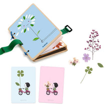 Load image into Gallery viewer, Plant press and 30 boards to create
