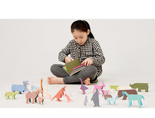 Load image into Gallery viewer, Mom and baby, origami book
